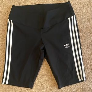 Adidas biker shorts 1x